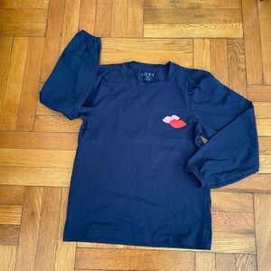 LOFT navy blue long sleeve t-shirt - puffed sleeves kiss/lips graphic - XXSP